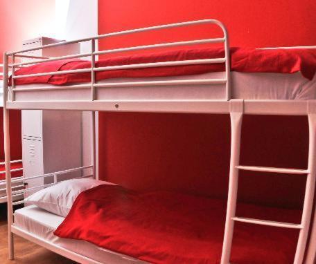 Big City Hostel Wroclaw Room photo