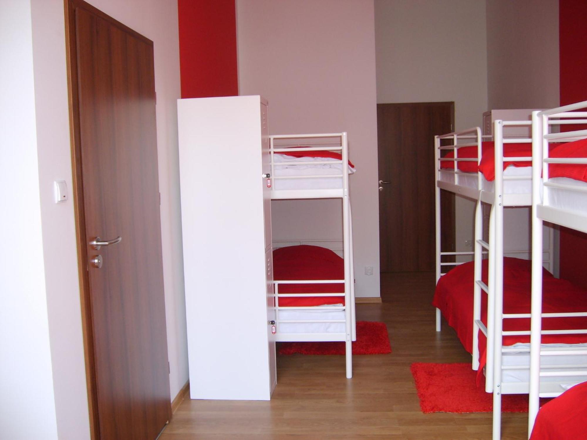 Big City Hostel Wroclaw Exterior photo